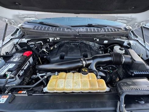 Used 2019 Ford Expedition Max Limited image 2