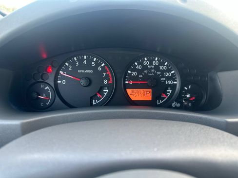 Used 2015 Nissan Frontier SV RWD image 9