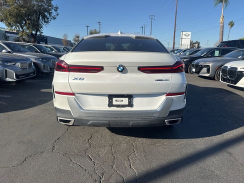 Used 2023 BMW X6 xDrive40i w/ Climate Comfort Package image 4
