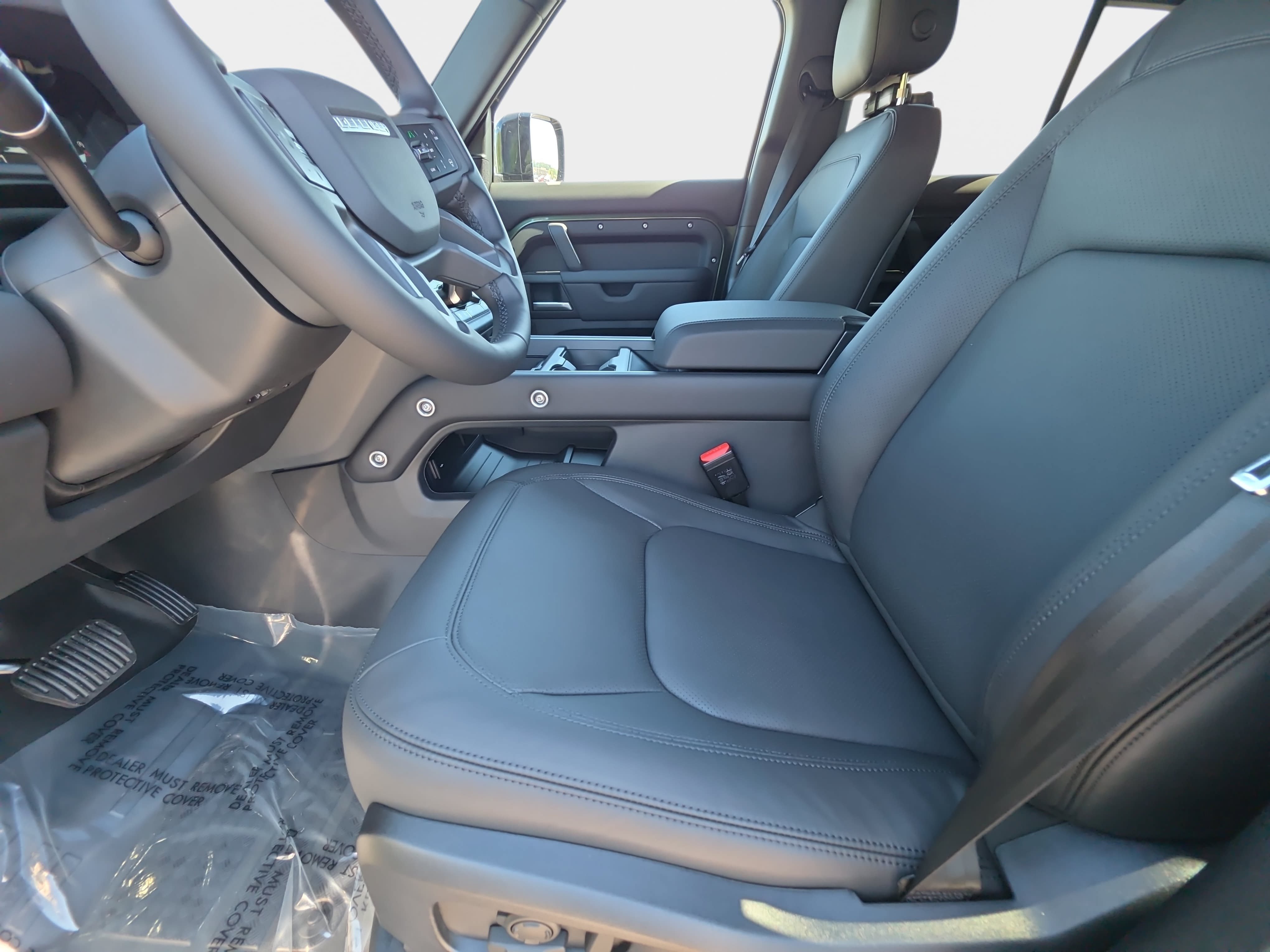 New 2026 Land Rover Defender 110 X-Dynamic SE AWD/4WD image 14