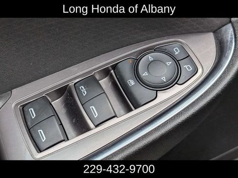 Used 2022 Chevrolet Malibu LT FWD image 13