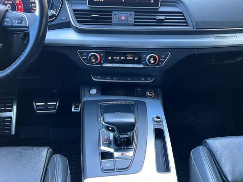 Used 2018 Audi SQ5 Premium Plus image 30