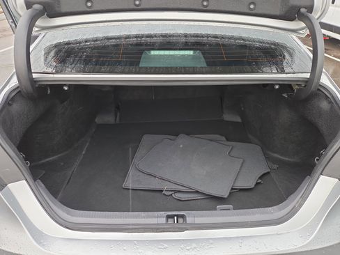 Used 2023 Toyota Camry LE image 9