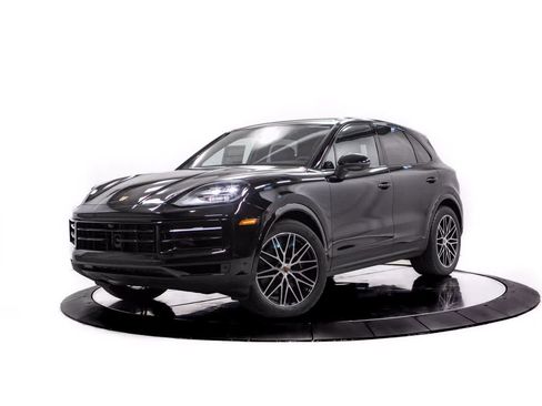 Certified 2026 Porsche Cayenne AWD/4WD image 1
