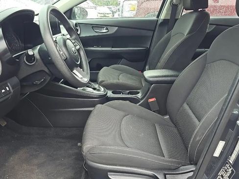 Used 2021 Kia Forte LXS FWD image 5
