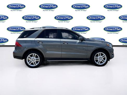 Used 2017 Mercedes-Benz GLE 350 w/ Premium 1 Package image 9