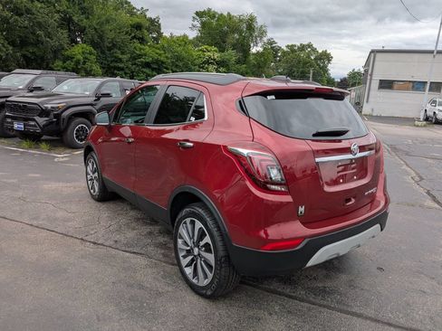 Used 2022 Buick Encore Preferred w/ Safety Package AWD/4WD image 5