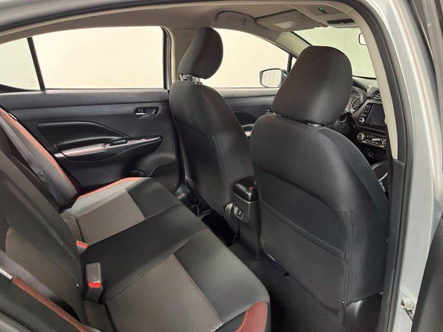 Used 2024 Nissan Versa SR FWD image 15