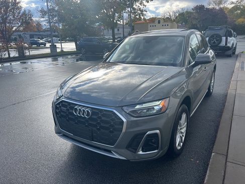 Used 2023 Audi Q5 2.0T Premium w/ Convenience Package image 45