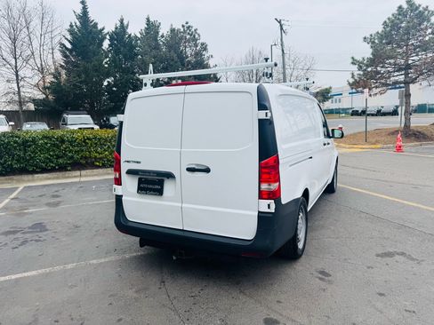 Used 2016 Mercedes-Benz Metris image 7