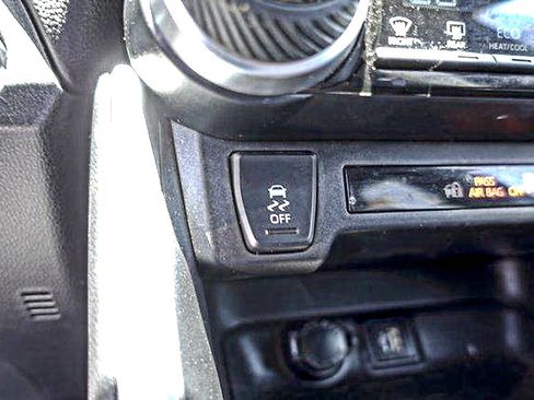 Used 2024 Toyota RAV4 SE AWD/4WD image 27