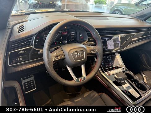 New 2026 Audi SQ7 Prestige AWD/4WD image 3