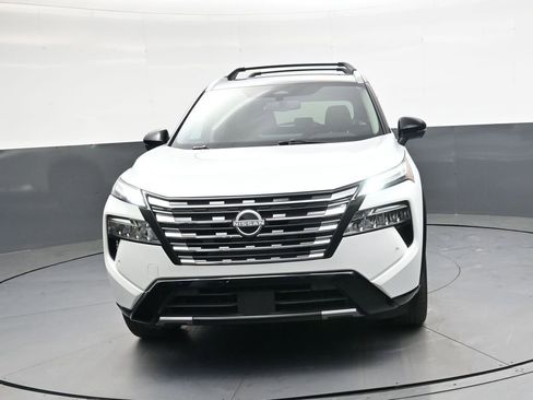 Used 2025 Nissan Rogue Platinum w/ Platinum Premium Package AWD/4WD image 9