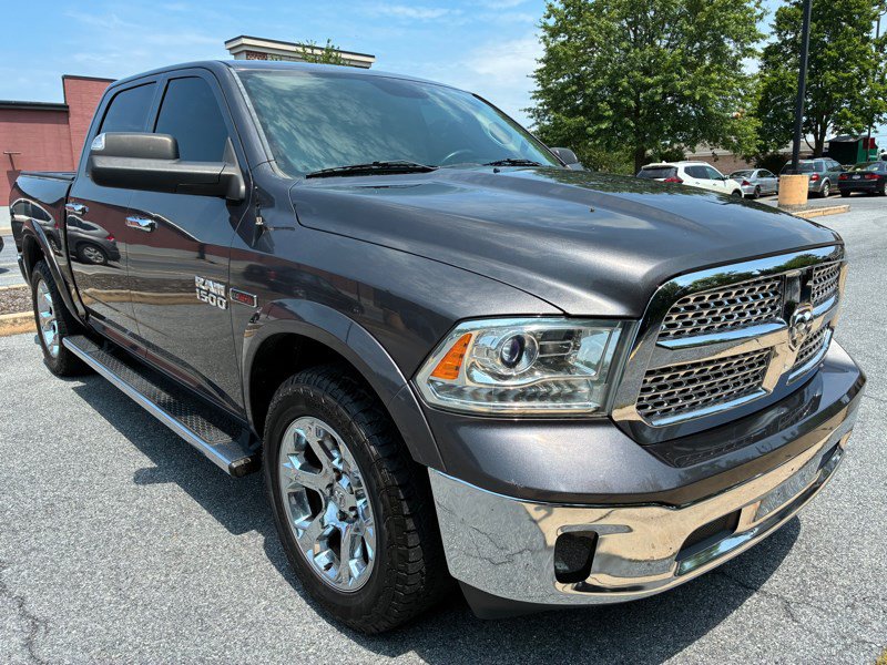Used 2016 RAM 1500 Laramie w/ Convenience Group RWD image 3