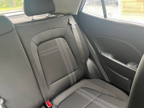 Used 2026 Hyundai Venue SEL FWD image 37