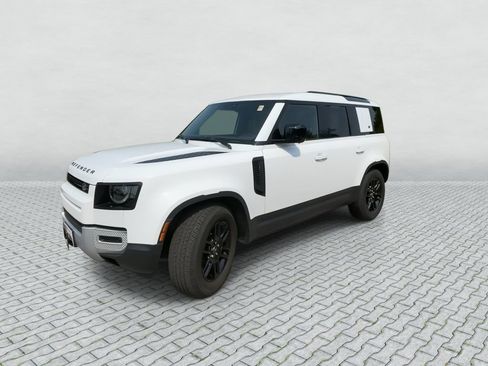 Used 2024 Land Rover Defender 110 S AWD/4WD image 4