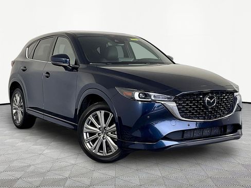 Used 2023 MAZDA CX-5 Signature AWD/4WD image 3