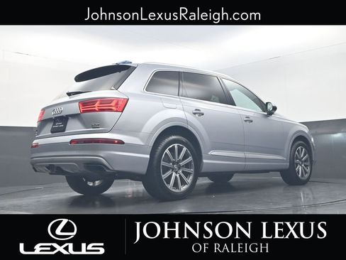 Used 2018 Audi Q7 3.0T Prestige w/ Prestige Package image 19