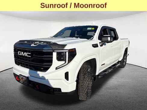 Used 2024 GMC Sierra 1500 AT4 w/ AT4 Preferred Package image 5