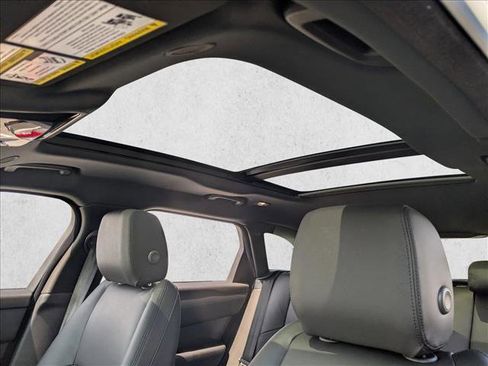 New 2026 Land Rover Range Rover Velar S image 17