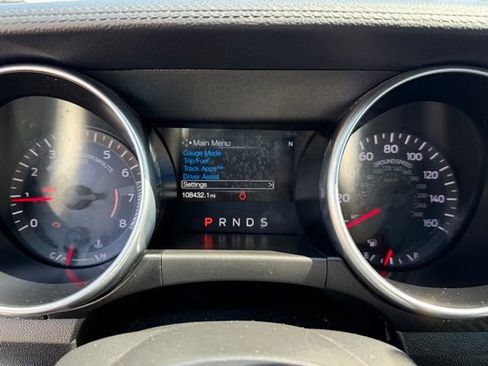 Certified 2019 Ford Mustang Coupe RWD image 13