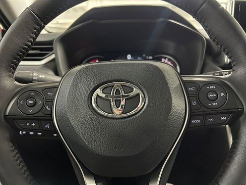 Certified 2025 Toyota RAV4 XLE image 37