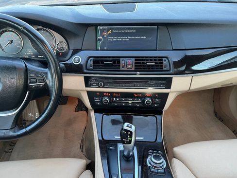 Used 2011 BMW 535i xDrive Sedan AWD/4WD image 30