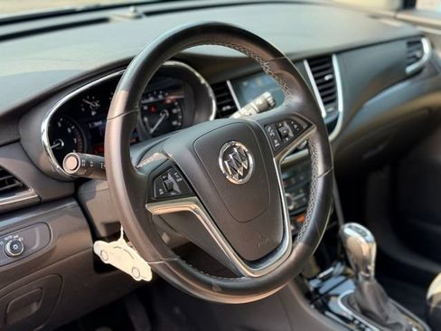 Used 2019 Buick Encore Preferred AWD/4WD image 9