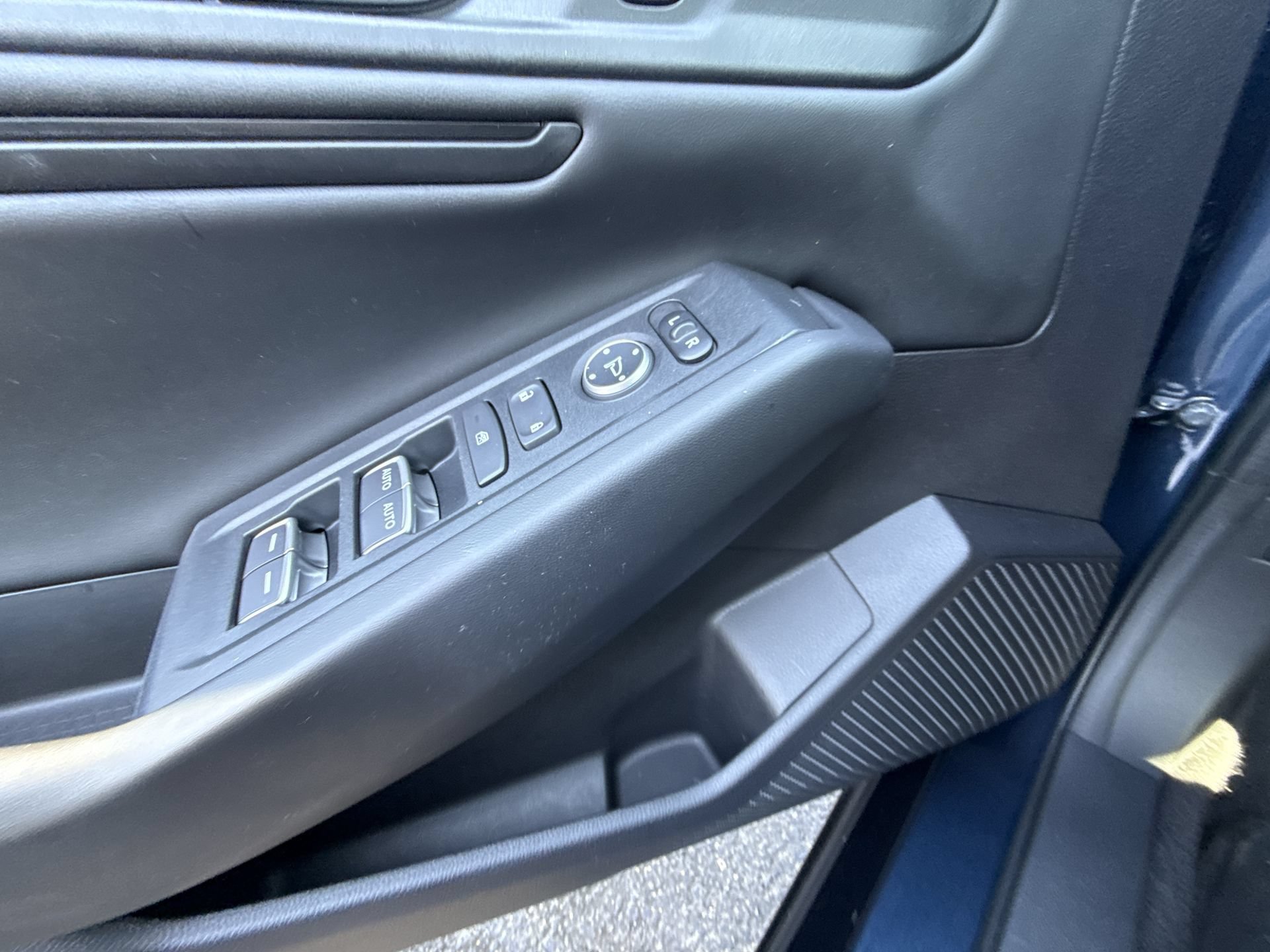 Used 2024 Honda Accord EX-L image 31
