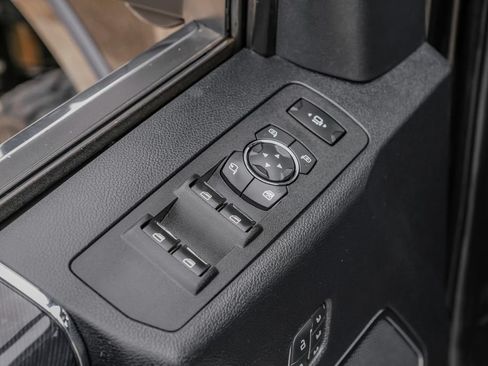 Used 2020 Ford F250 Platinum w/ Tremor Off-Road Package AWD/4WD image 37