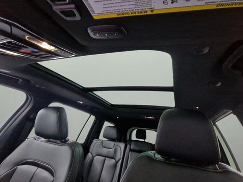 New 2025 Jeep Grand Cherokee L Limited w/ Luxury Tech Group II image 24