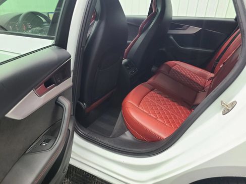 Used 2019 Audi S4 Premium Plus w/ Premium Plus Package AWD/4WD image 38