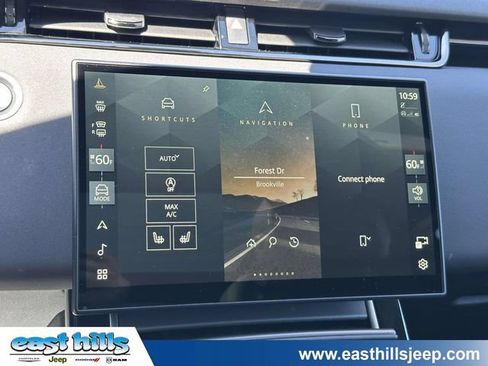 Used 2024 Land Rover Range Rover Evoque Dynamic SE AWD/4WD image 37