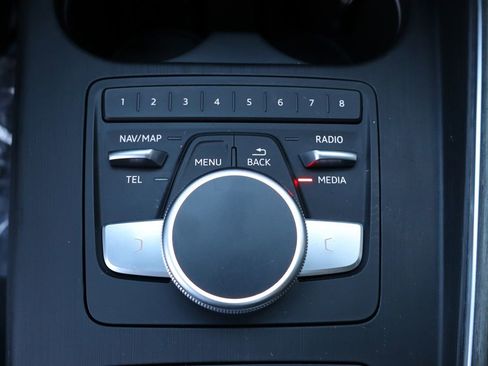 Used 2019 Audi A4 2.0T Premium Plus w/ Premium Plus Package image 17