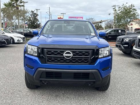 Certified 2024 Nissan Frontier SV image 9