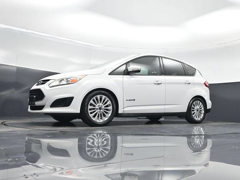 Used 2017 Ford C-MAX SE FWD image 40