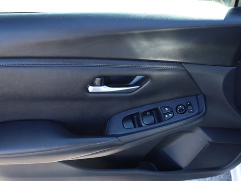 Used 2024 Nissan Sentra SV image 26