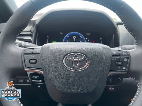 Used 2026 Toyota Camry SE FWD image 45