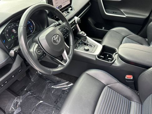 Used 2023 Toyota RAV4 XSE w/ XSE Grade Weather Package AWD/4WD image 10