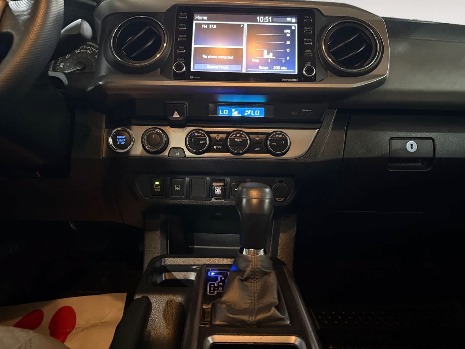 Used 2023 Toyota Tacoma SR5 w/ Technology Package AWD/4WD image 18