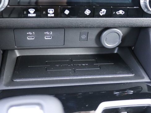 New 2026 Mitsubishi Outlander SE image 47