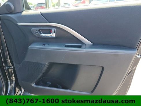Used 2014 MAZDA MAZDA5 Sport FWD image 28