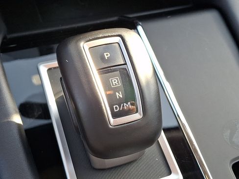 Used 2024 Mitsubishi Outlander SE FWD image 14
