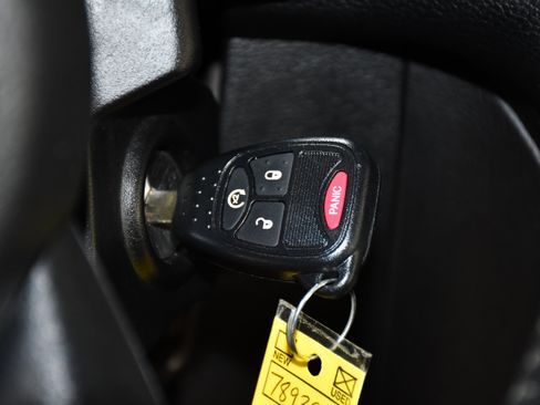 Used 2013 Jeep Wrangler Unlimited Sahara w/ Connectivity Group AWD/4WD image 26