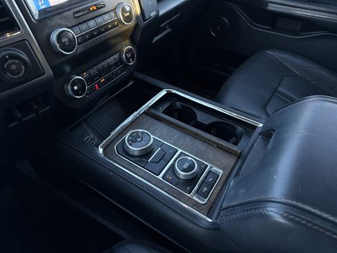 Used 2019 Ford Expedition Max Platinum image 20