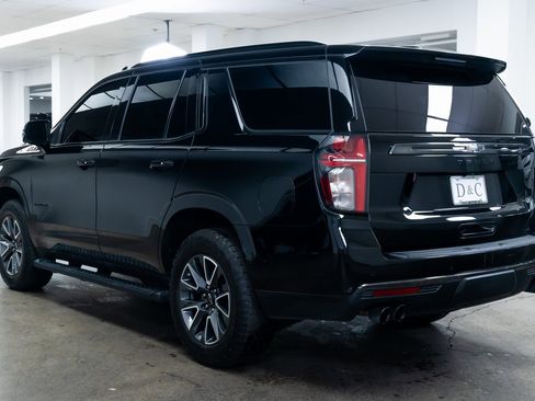 Used 2022 Chevrolet Tahoe Z71 w/ Z71 Off-Road Package image 4