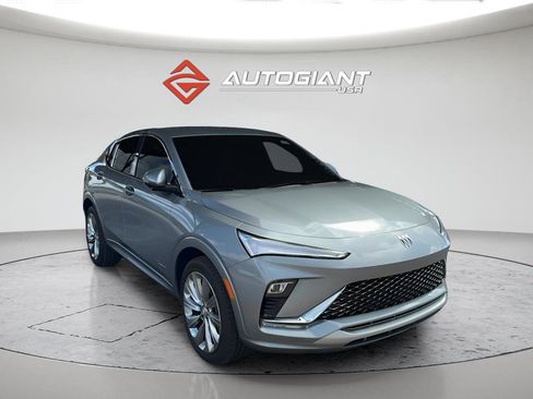 Used 2024 Buick Envista Avenir image 2