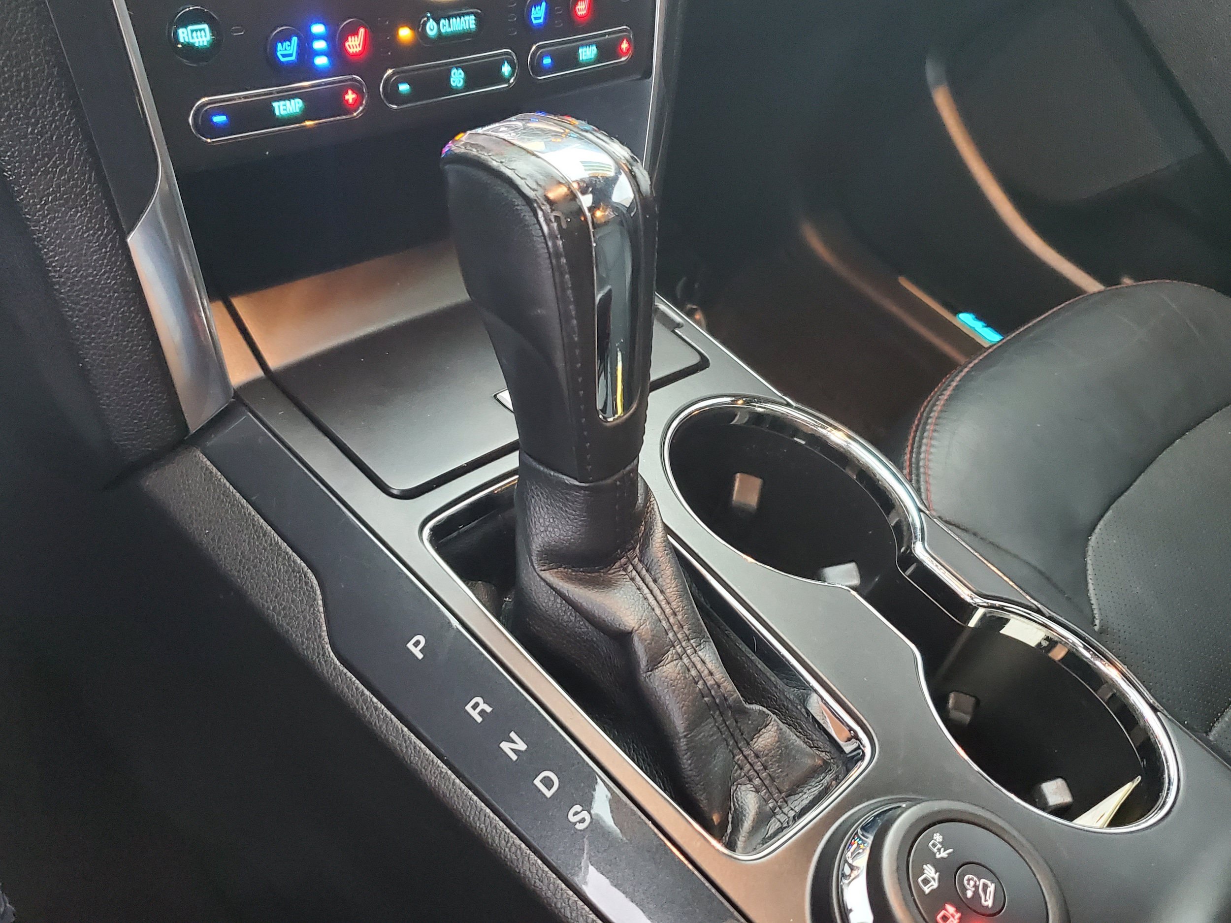 Used 2018 Ford Explorer Sport w/ Equipment Group 401A AWD/4WD image 21