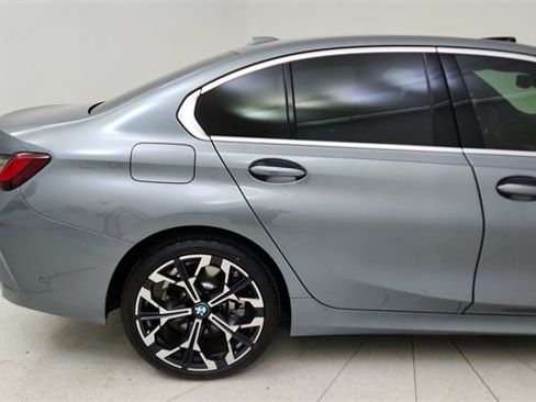 Used 2025 BMW 330i xDrive Sedan image 12