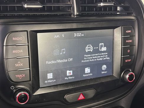 Used 2021 Kia Soul S FWD image 19